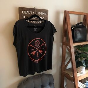 Billabong blue t-shirt with pink arrow logo